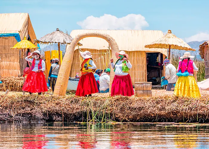 Ilhas Flutuantes de Uros, Puno Ilhas Flutuantes de Uros, Puno