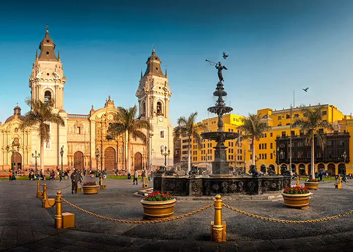 Praça Maior de Lima Praça Maior de Lima